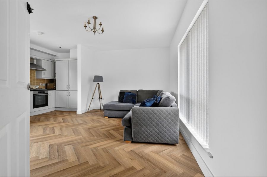 Apt 11 Tivoli Court, 142 Upper Lisburn Road