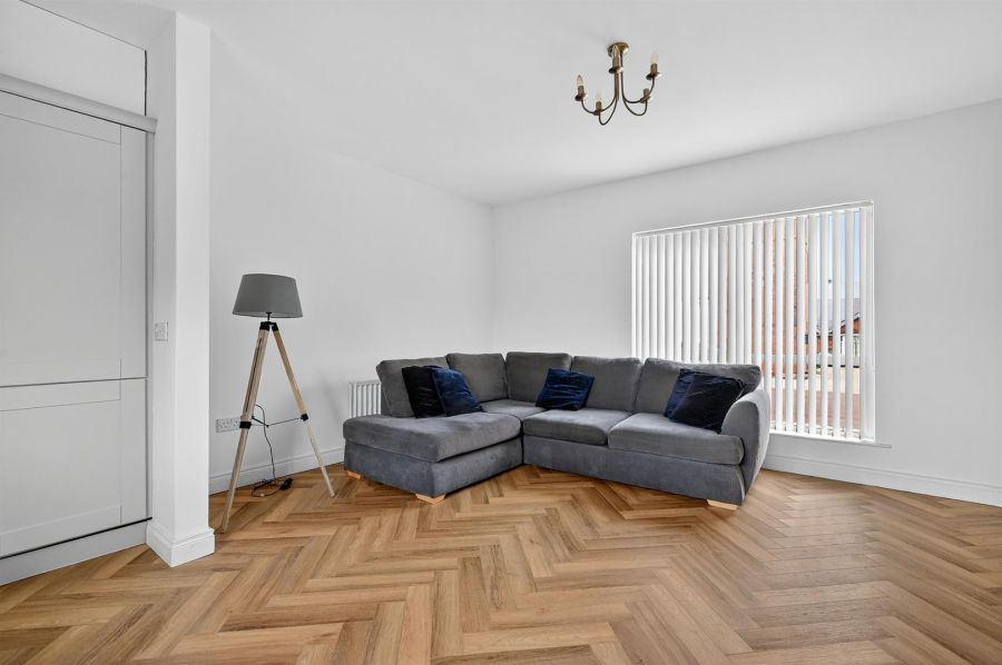 Apt 11 Tivoli Court, 142 Upper Lisburn Road