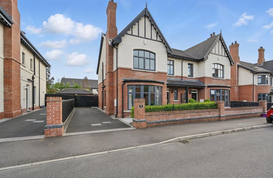 8 Harberton Lane