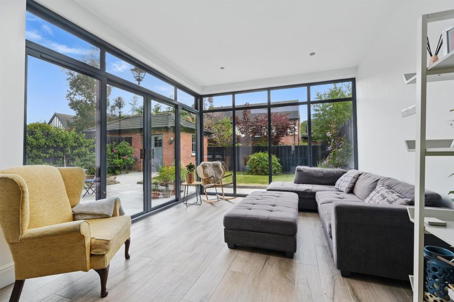 8 Harberton Lane