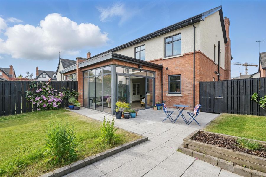 8 Harberton Lane