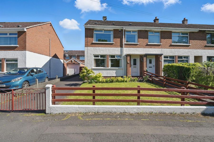 17 Wedderburn Gardens
