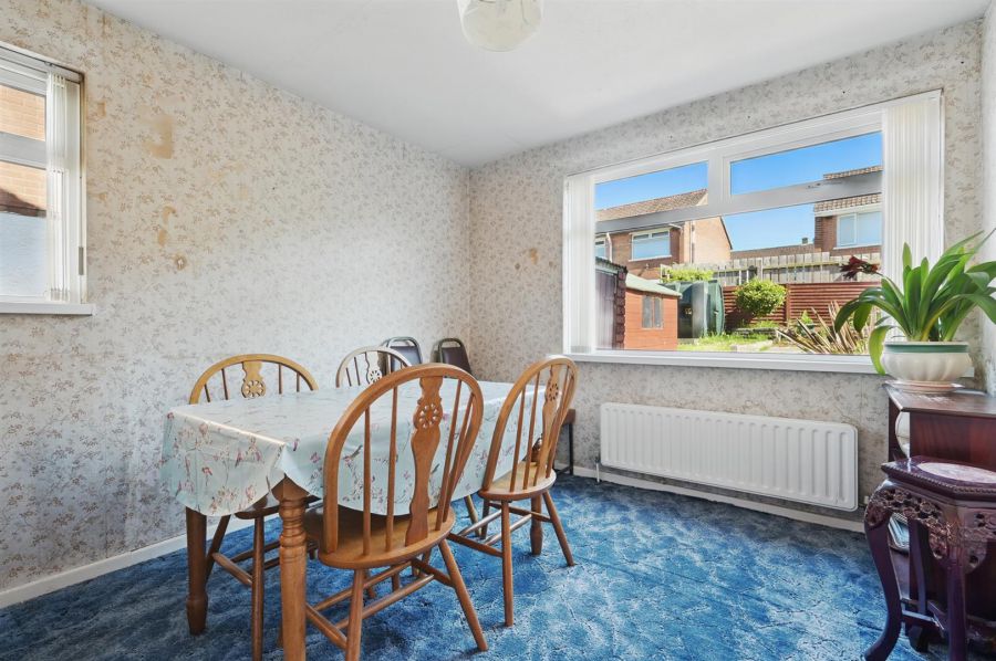 17 Wedderburn Gardens