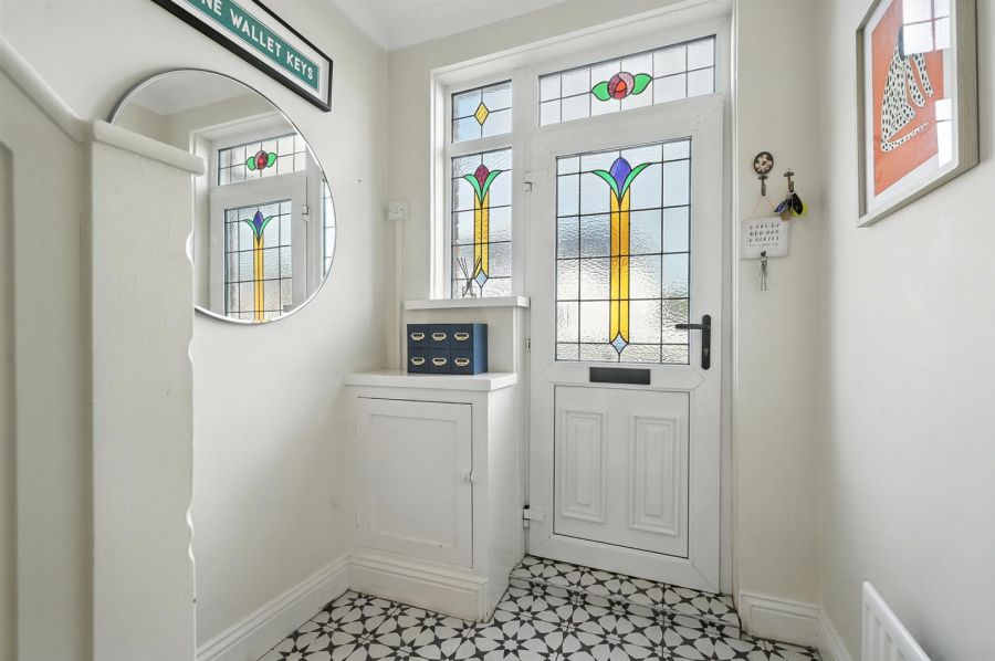 24 Locksley Gardens