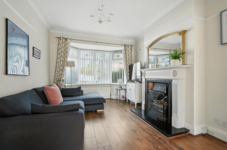 24 Locksley Gardens