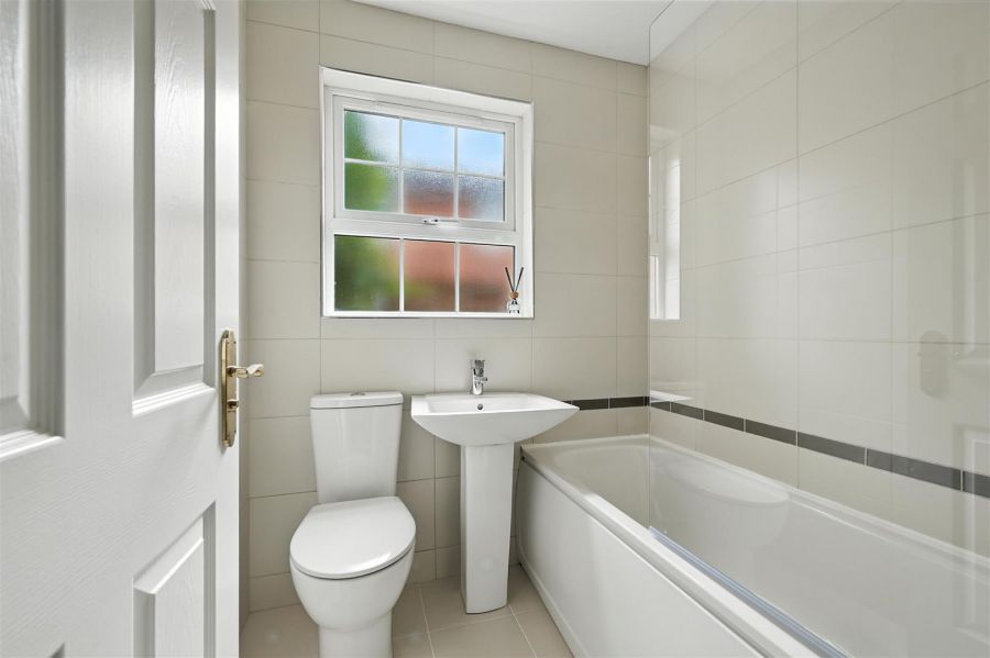 15 Milfort Mews
