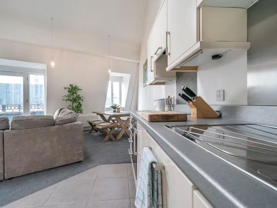 Apt 602 St Annes Square, 7 Edward Street