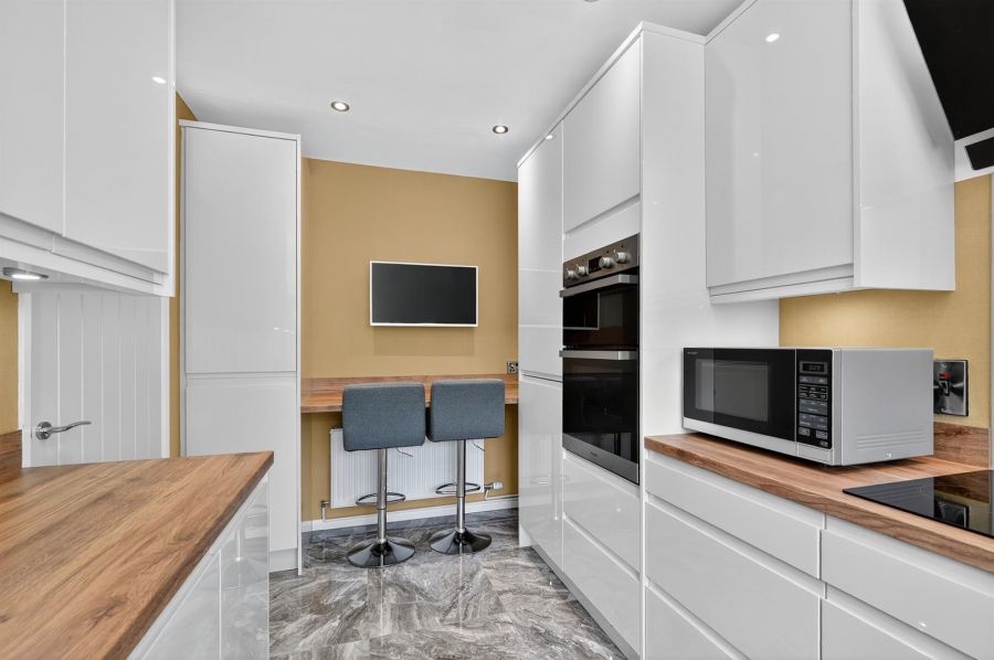 5 Finch Place
