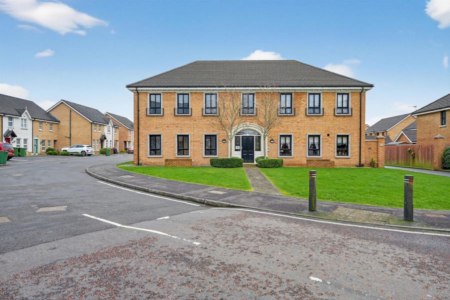 79 Mornington Gardens