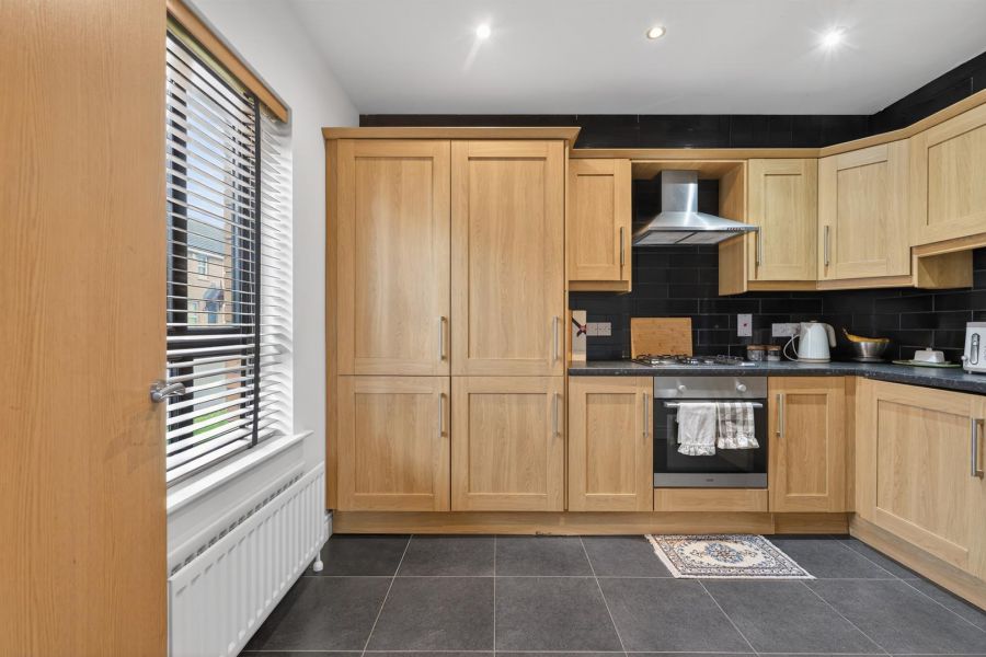 79 Mornington Gardens