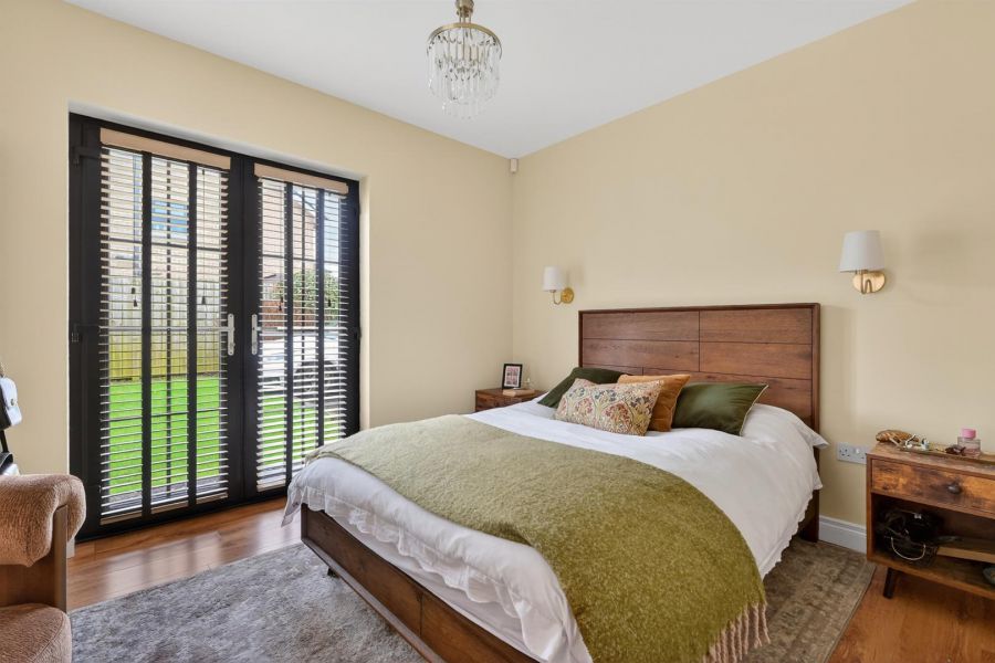 79 Mornington Gardens