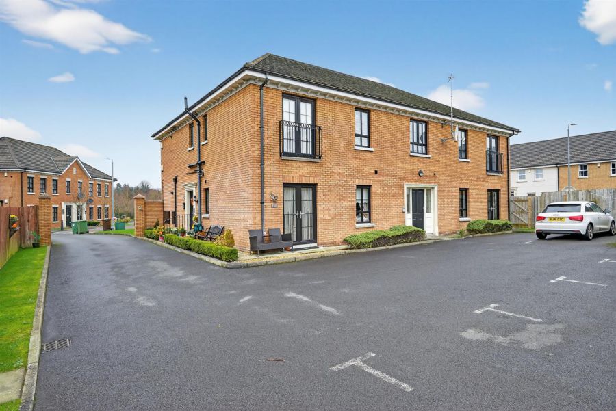 79 Mornington Gardens