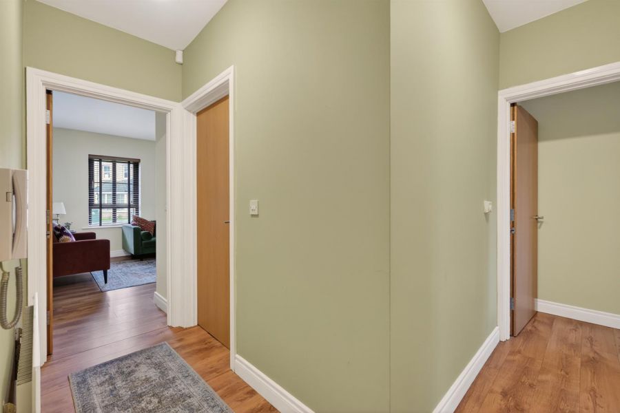 79 Mornington Gardens