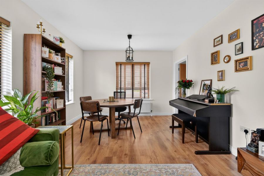 79 Mornington Gardens