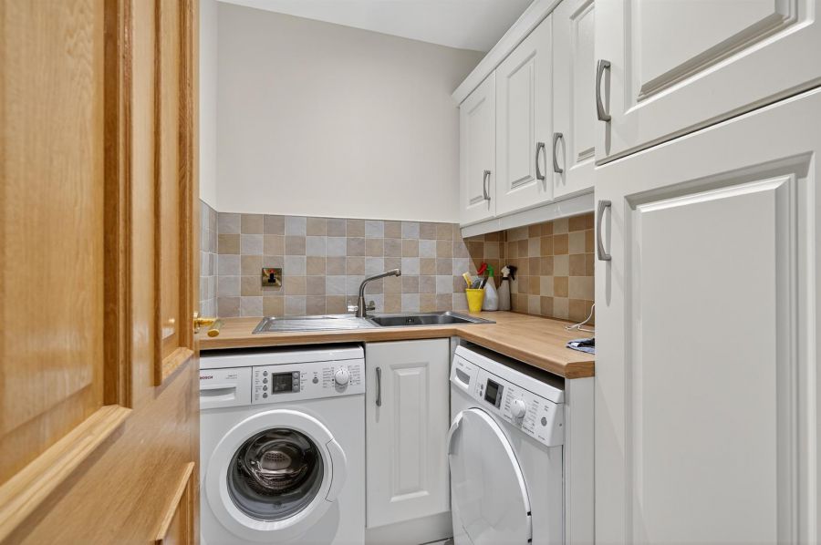 Apt 18 Danesfort Hall, Danesfort Park North, Malone