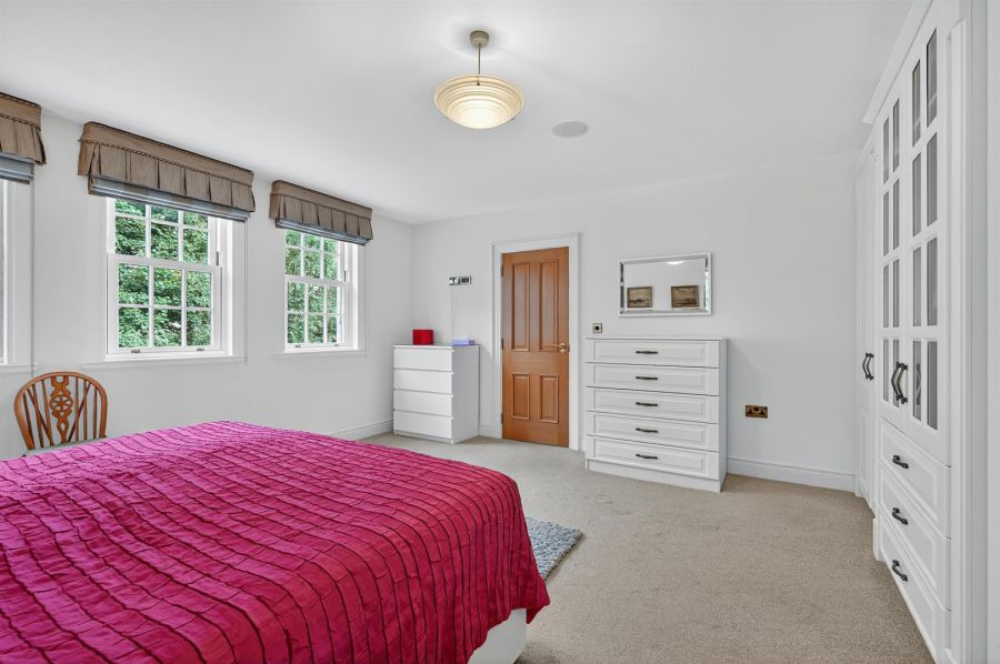 Apt 18 Danesfort Hall, Danesfort Park North, Malone