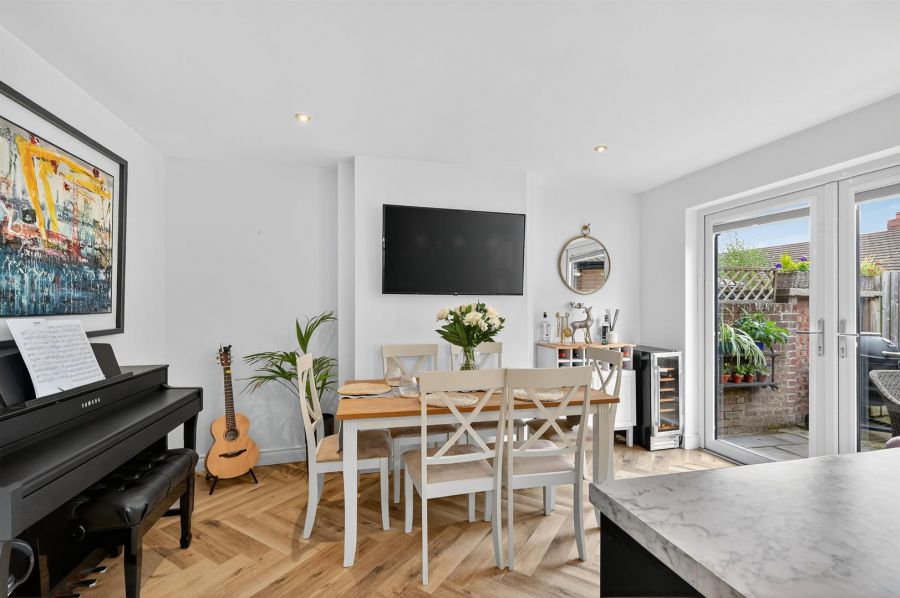96 Sharman Road