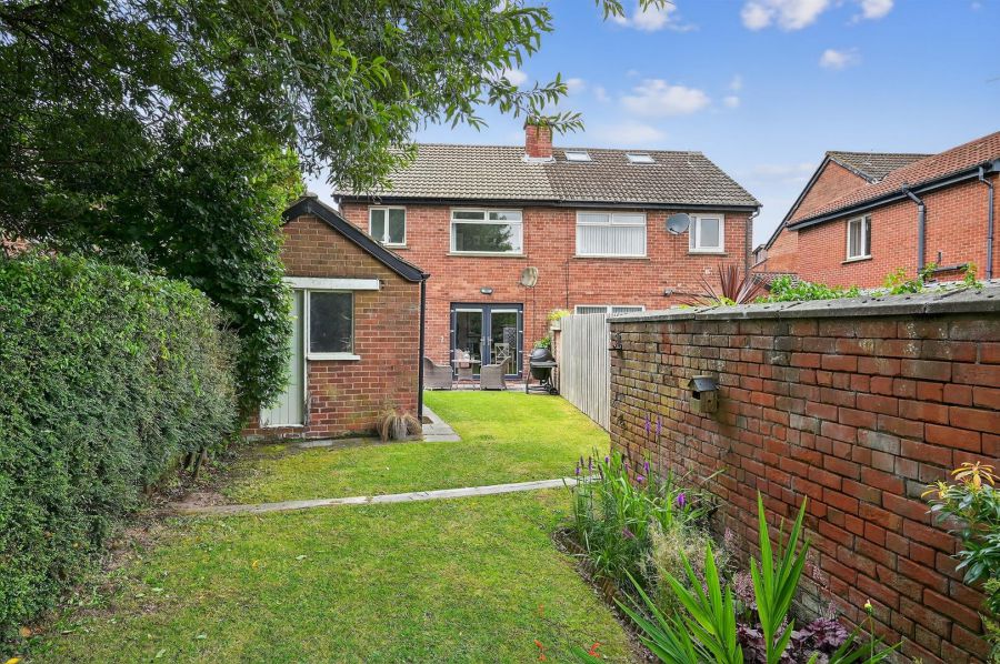 96 Sharman Road