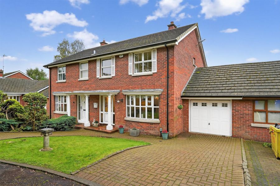 5 Oakwood Grove