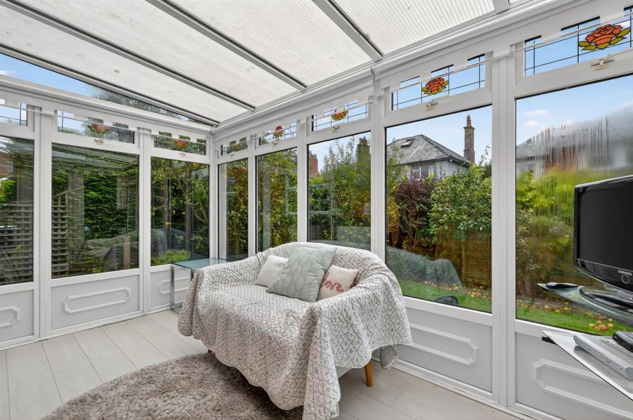 5 Oakwood Grove