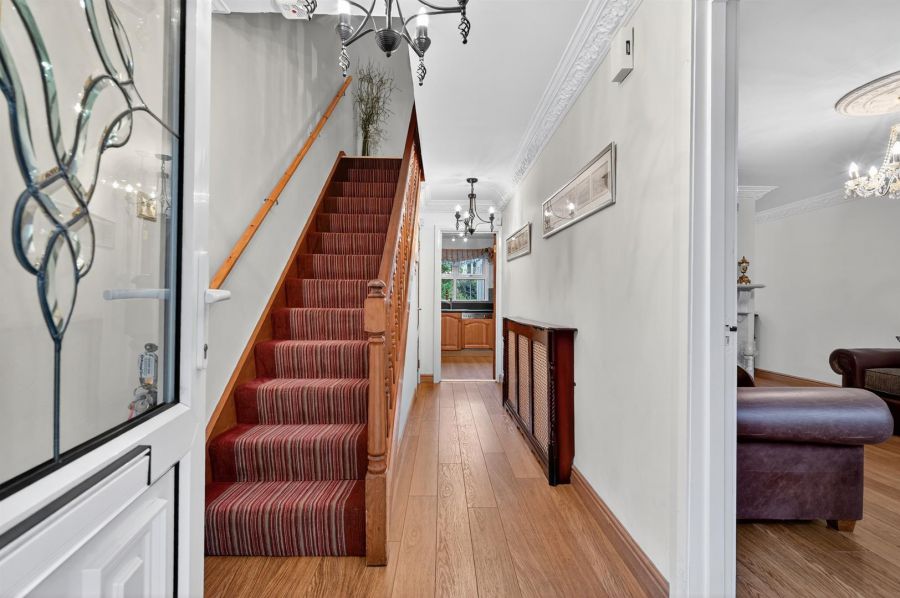 5 Oakwood Grove