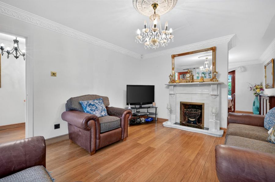 5 Oakwood Grove