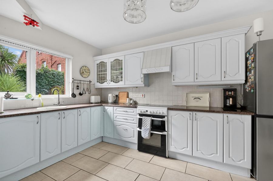 Flat 2, 268 Lisburn Road