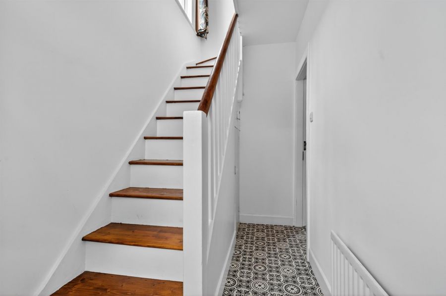 65 Frenchpark Street