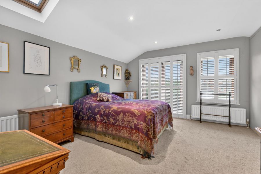 Apt 7, 81 Osborne Park