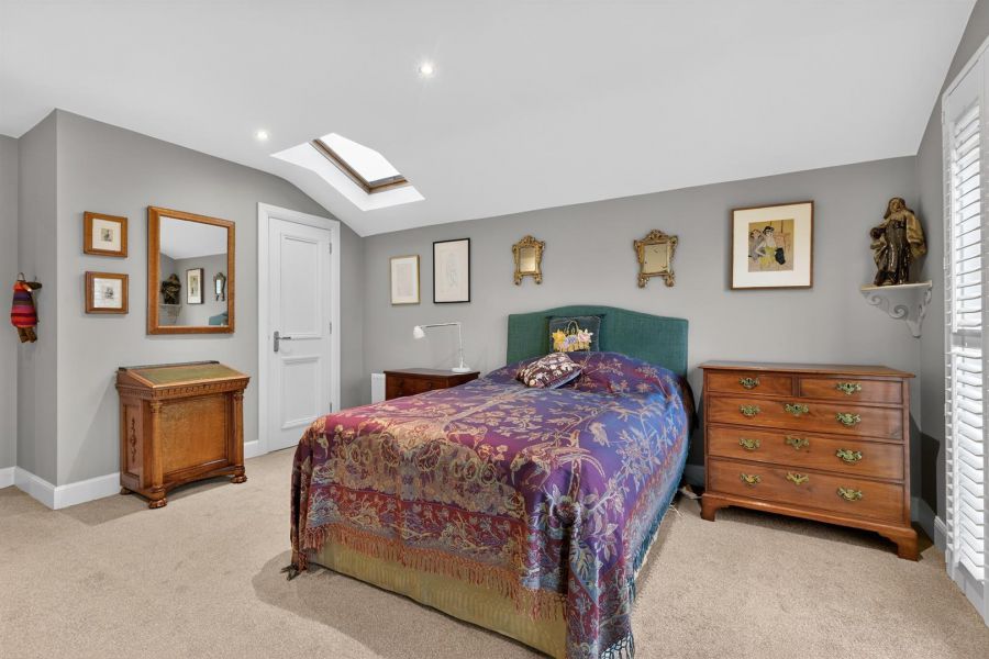 Apt 7, 81 Osborne Park