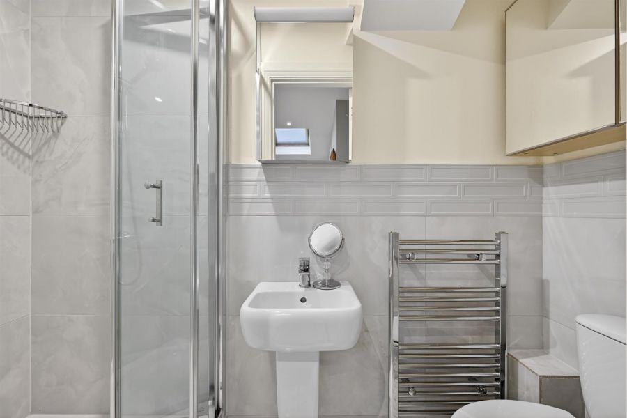 Apt 7, 81 Osborne Park