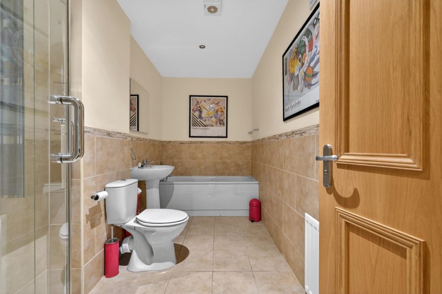 Apt 7, 81 Osborne Park