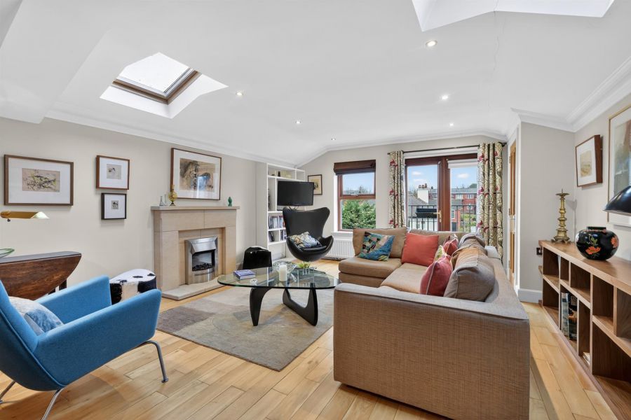 Apt 7, 81 Osborne Park