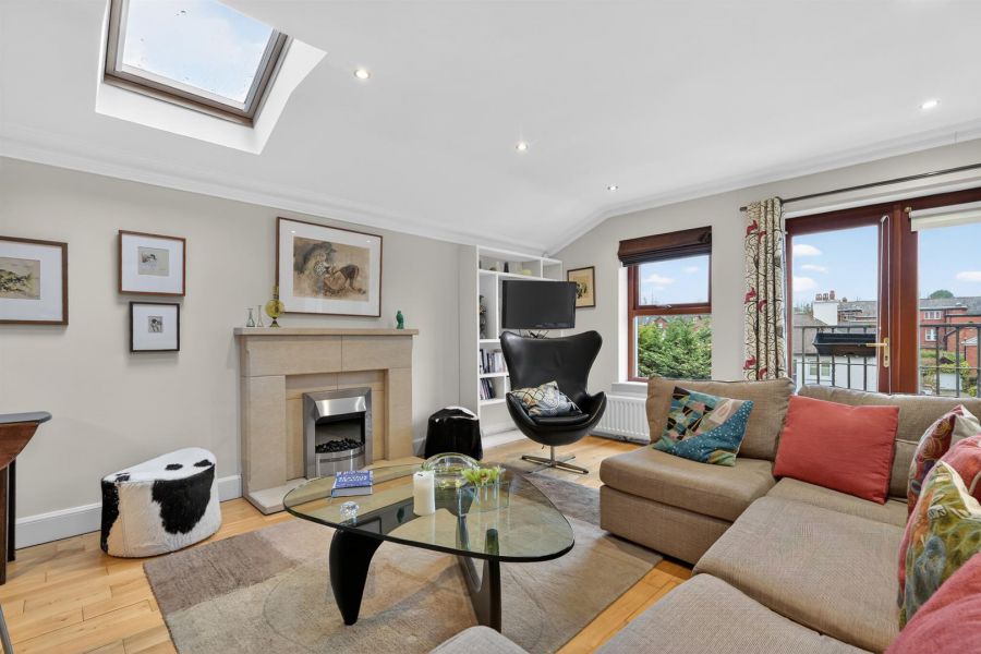 Apt 7, 81 Osborne Park