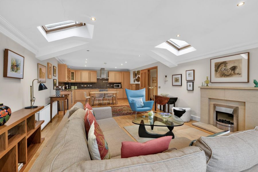 Apt 7, 81 Osborne Park