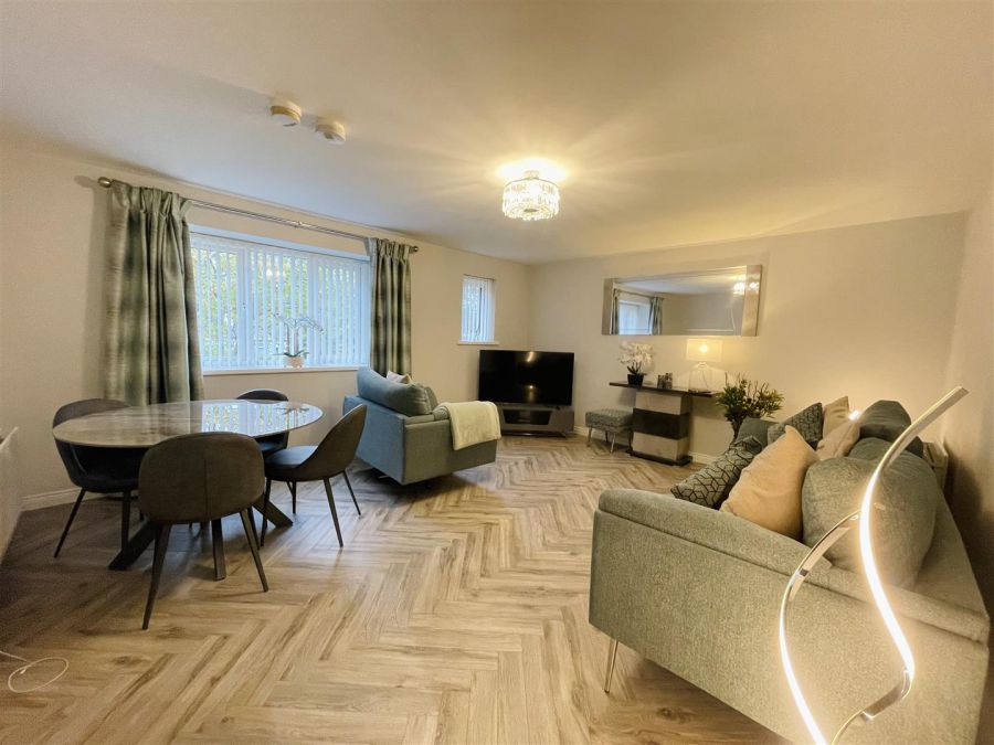 Apt 12 Kings Court