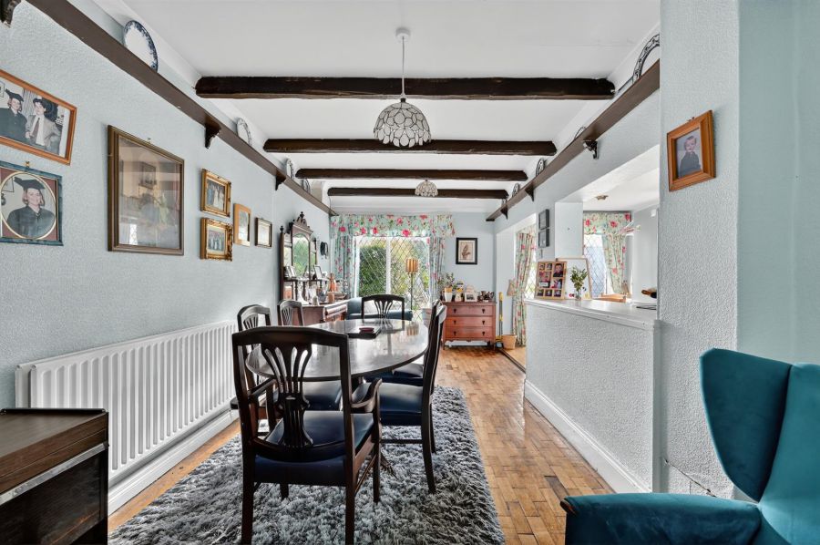 12 Finaghy Park Central