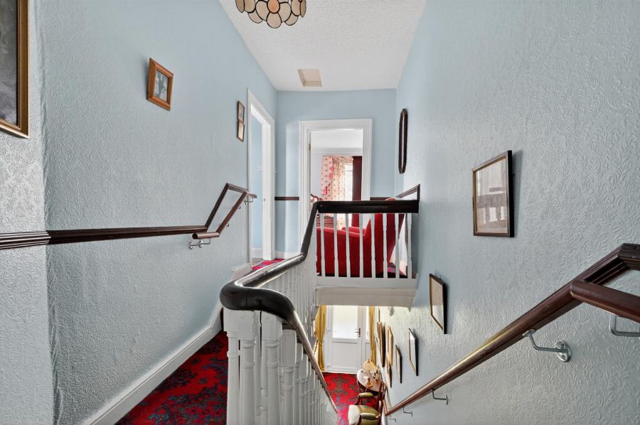 12 Finaghy Park Central