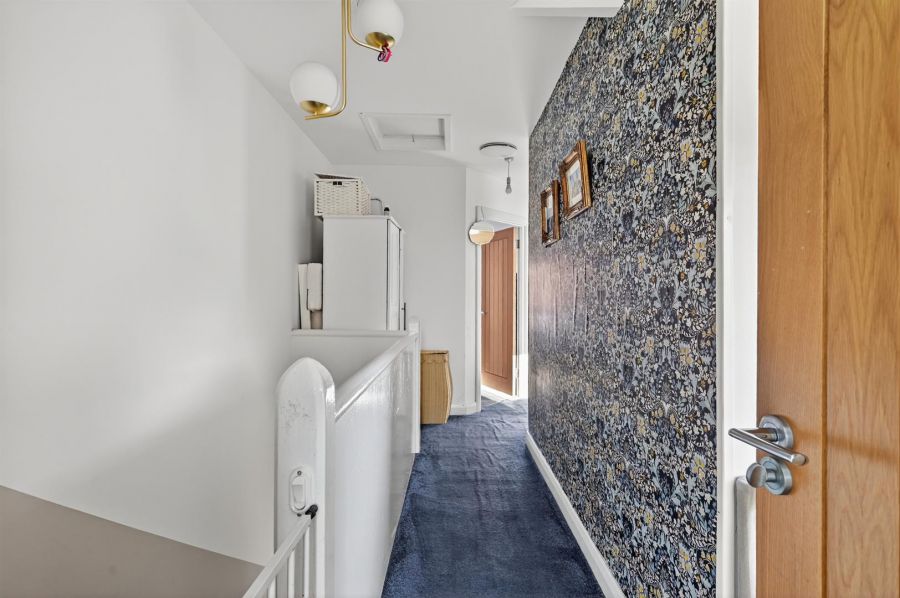 72 Ulsterville Gardens