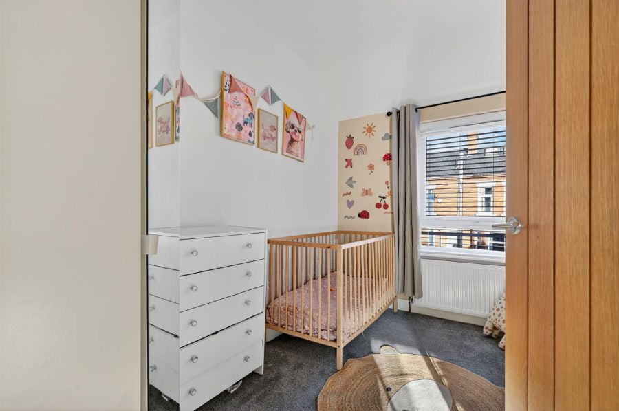 72 Ulsterville Gardens