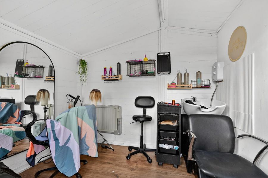 72 Ulsterville Gardens