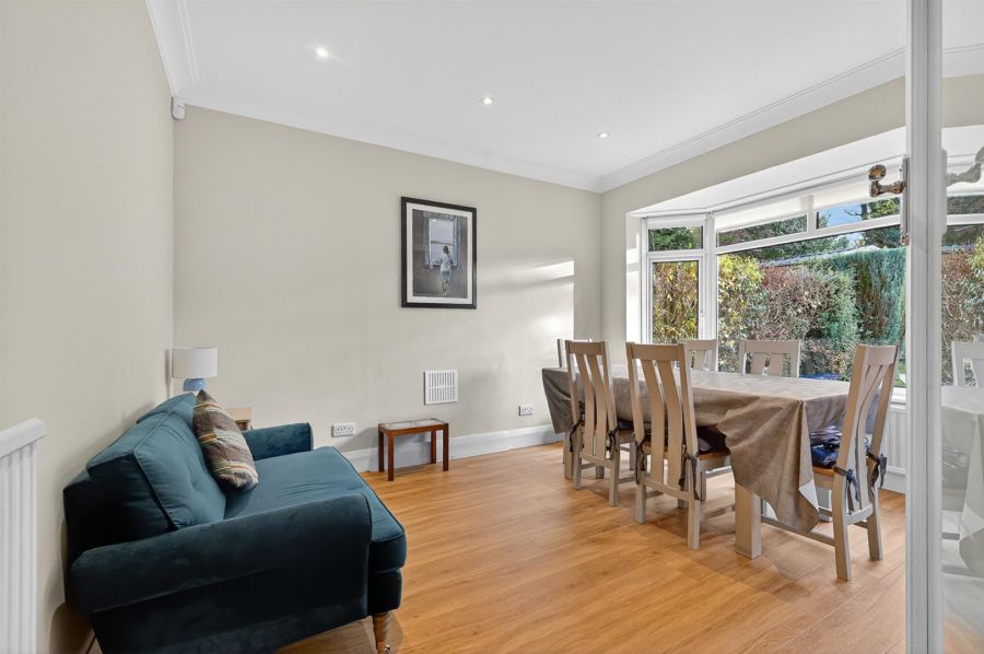 20 Marlborough Park Cross Avenue