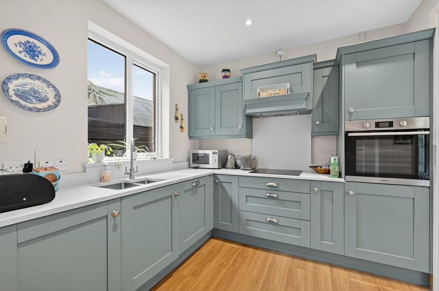 20 Marlborough Park Cross Avenue