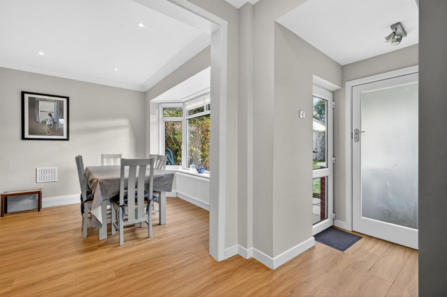 20 Marlborough Park Cross Avenue