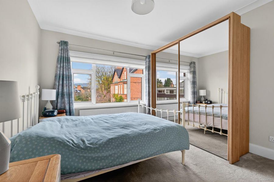 20 Marlborough Park Cross Avenue