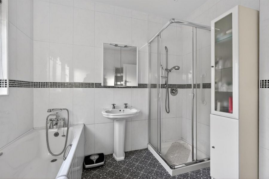 20 Marlborough Park Cross Avenue