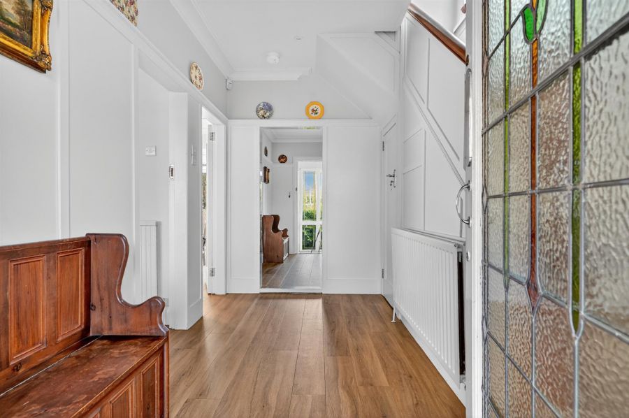 20 Marlborough Park Cross Avenue