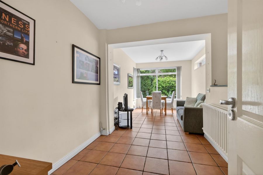 33 Dorchester Park