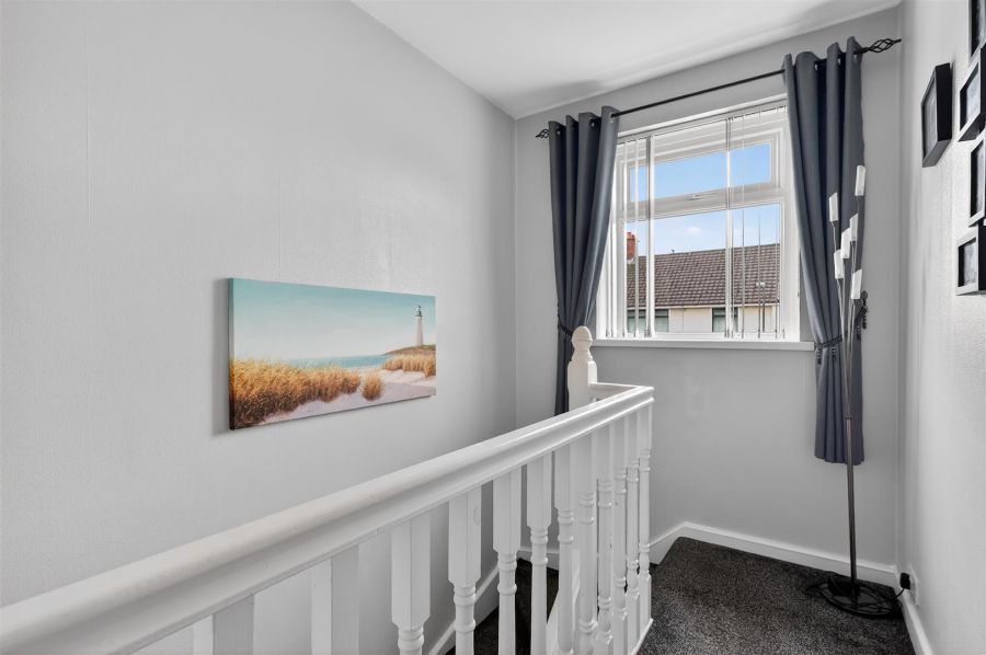 20 Hillmount Gardens