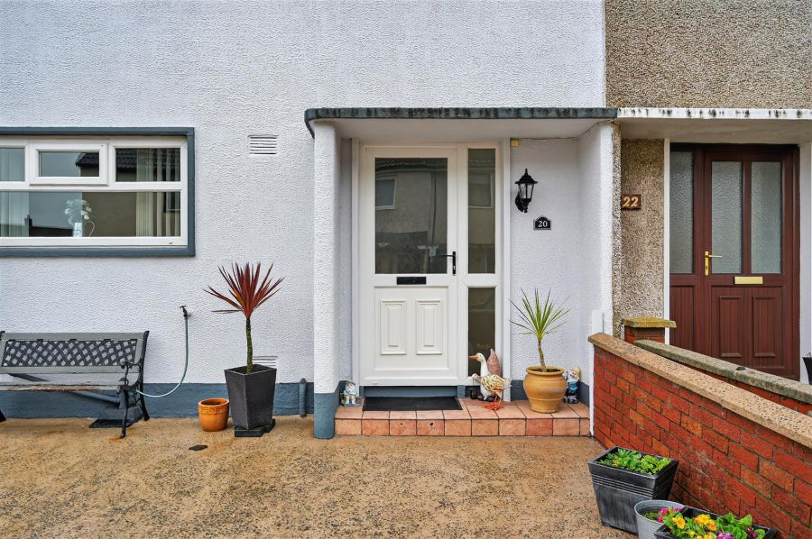 20 Hillmount Gardens